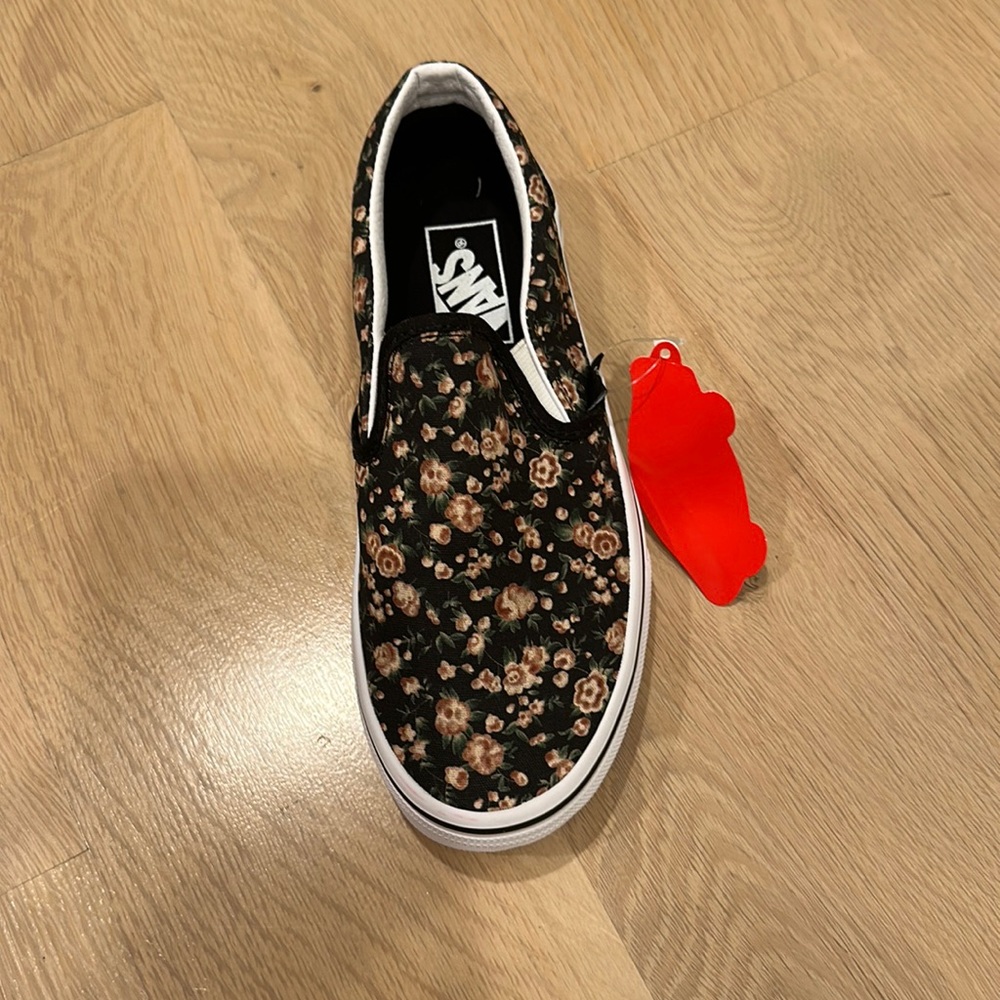 Vans flower print size 6 women’s